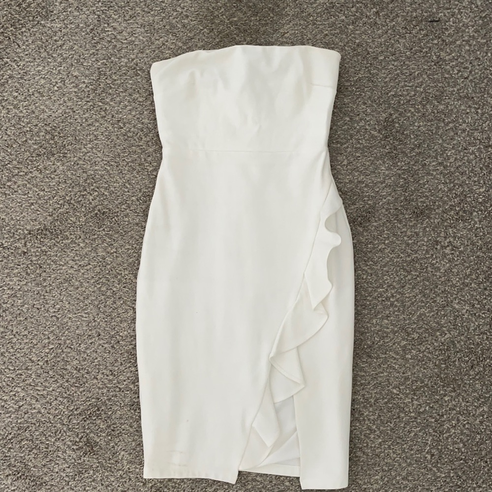 White lulus strapless dress